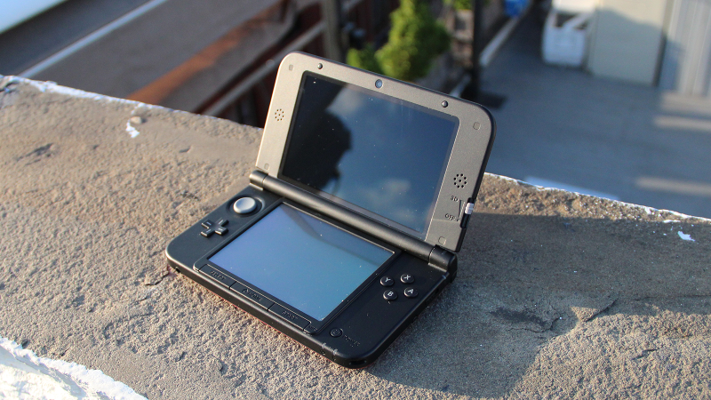Illustration for article titled Nintendo 3DS XL Review: Bigger Screen, Better 3D, Still Kinda Clumsy